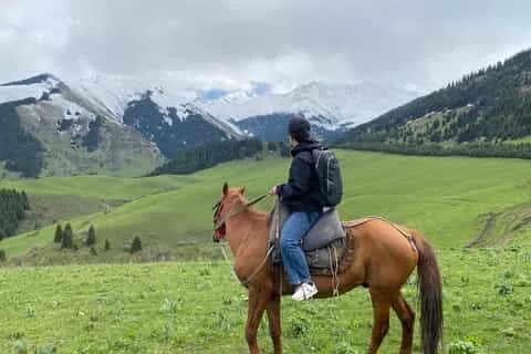 Bishkek: Chon Kemin Horseback Riding Day Trip & Lunch