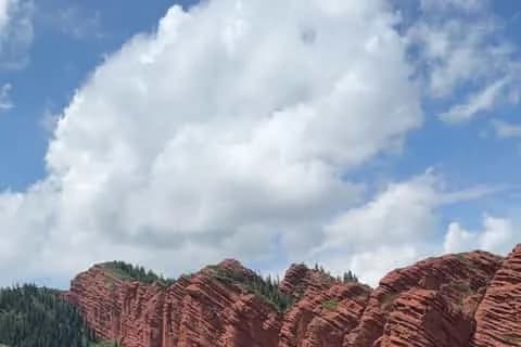 Bishkek: Jeti-Oguz, Skazka Canyon, & Eagle Show Tour