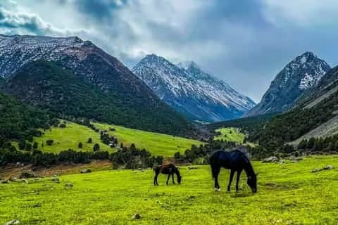 Private tour: Alamedin Gorge and Teke-Tor Waterfall Tour