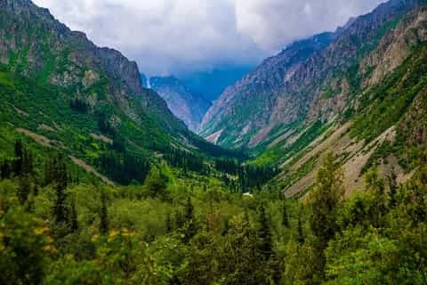 Bishkek: Ala Archa National Park Hiking and Adventure Tour