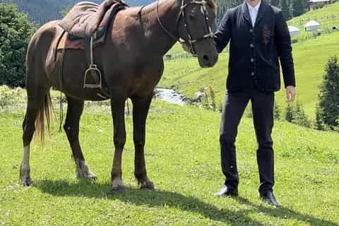 Kel-Suu Lake 5-Day Horse Expedition