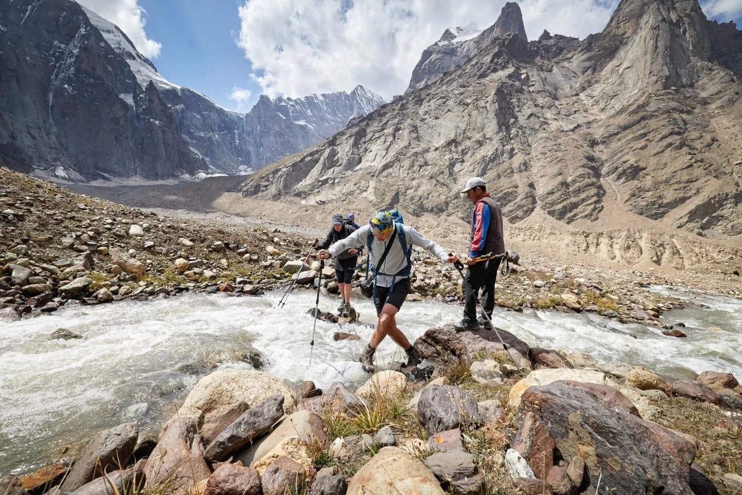 14 Day Epic Kyrgyzstan Trek in Tian Shan and Pamir Alay Mountains