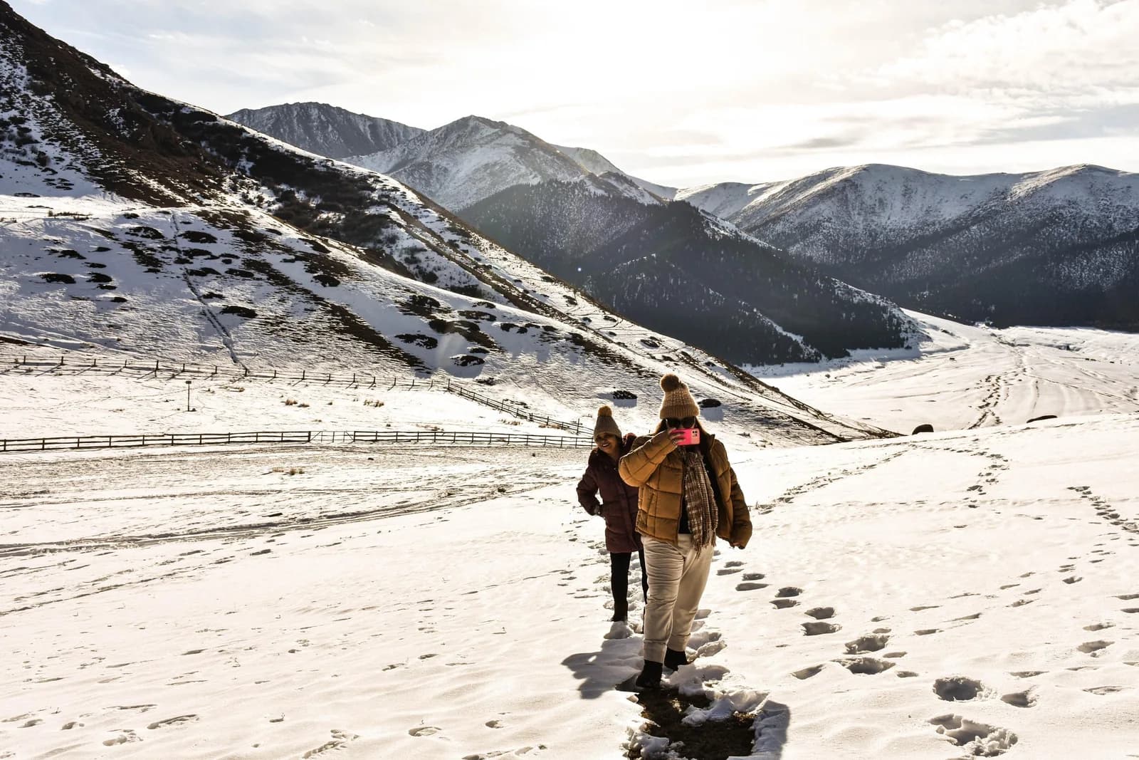 5-Day Kyrgyzstan Winter Tour: Issyk Kul, Karakol Ski & Yurt Stay
