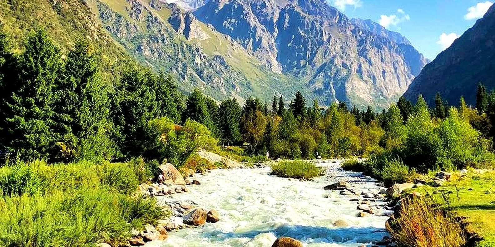 Kyrgyzstan Travel Insurance: The Altitude Trap (2026)