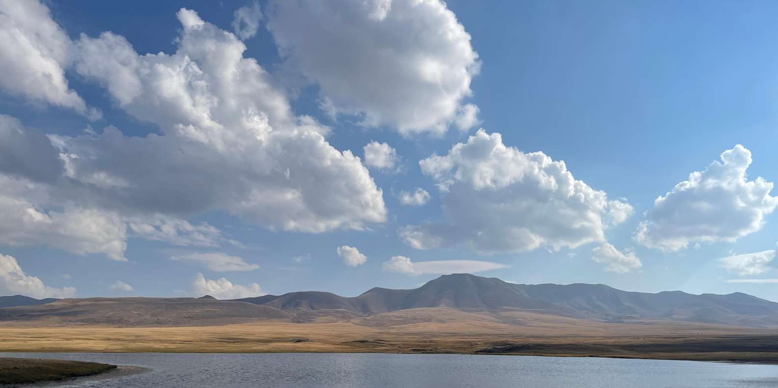 Bishkek: Kyrgyzstan 7-Day Guided Tour Meals & Accommodation